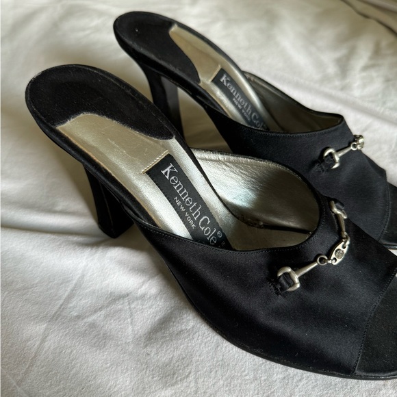 Kenneth Cole Heels (size: 8 1/2) - Picture 2 of 7